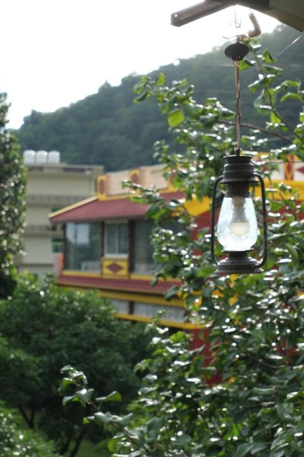 Mvt Guesthouse & Restaurant Rishīkesh Dış mekan fotoğraf