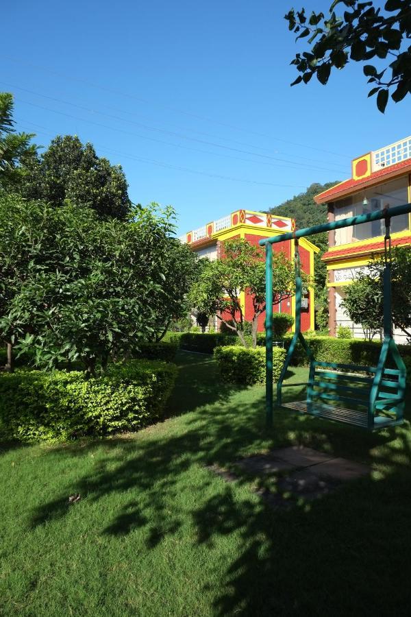 Mvt Guesthouse & Restaurant Rishīkesh Dış mekan fotoğraf