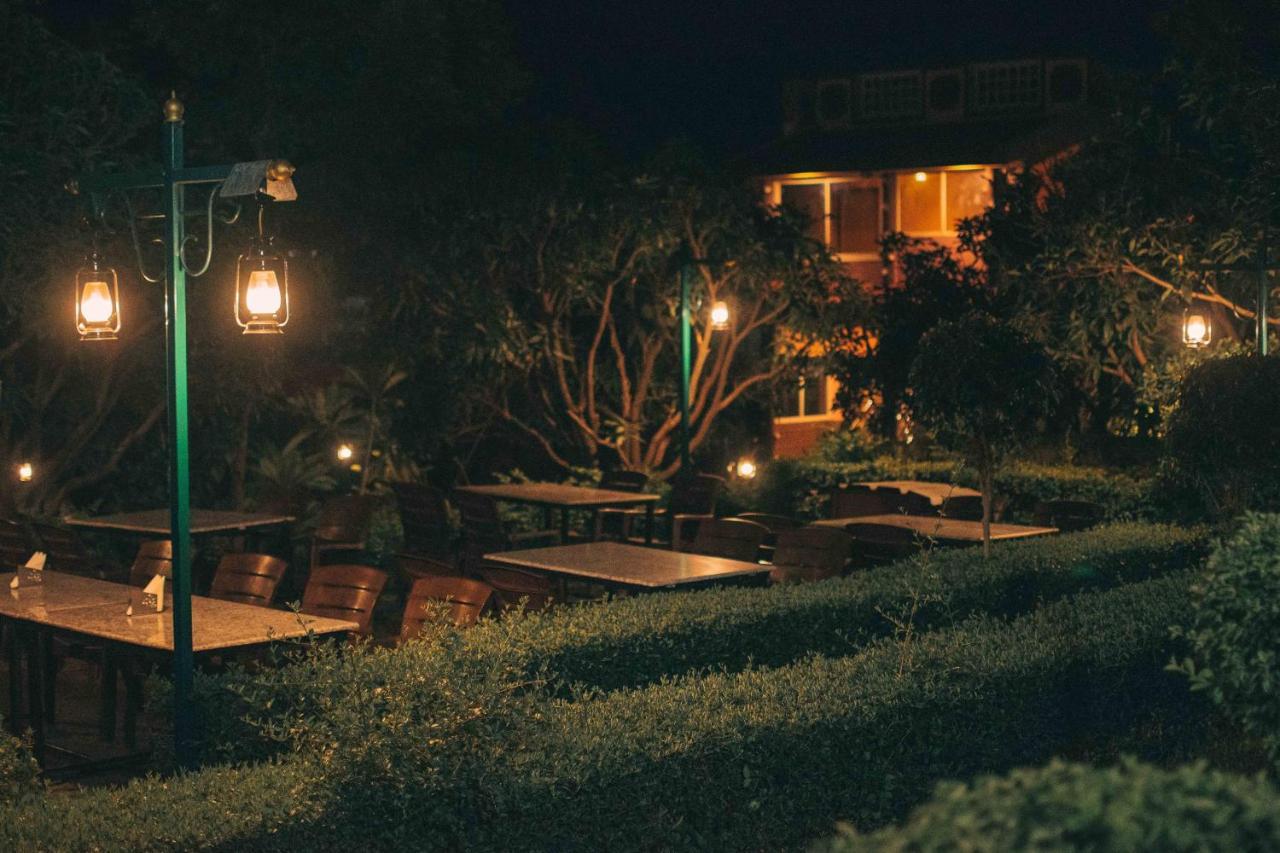 Mvt Guesthouse & Restaurant Rishīkesh Dış mekan fotoğraf