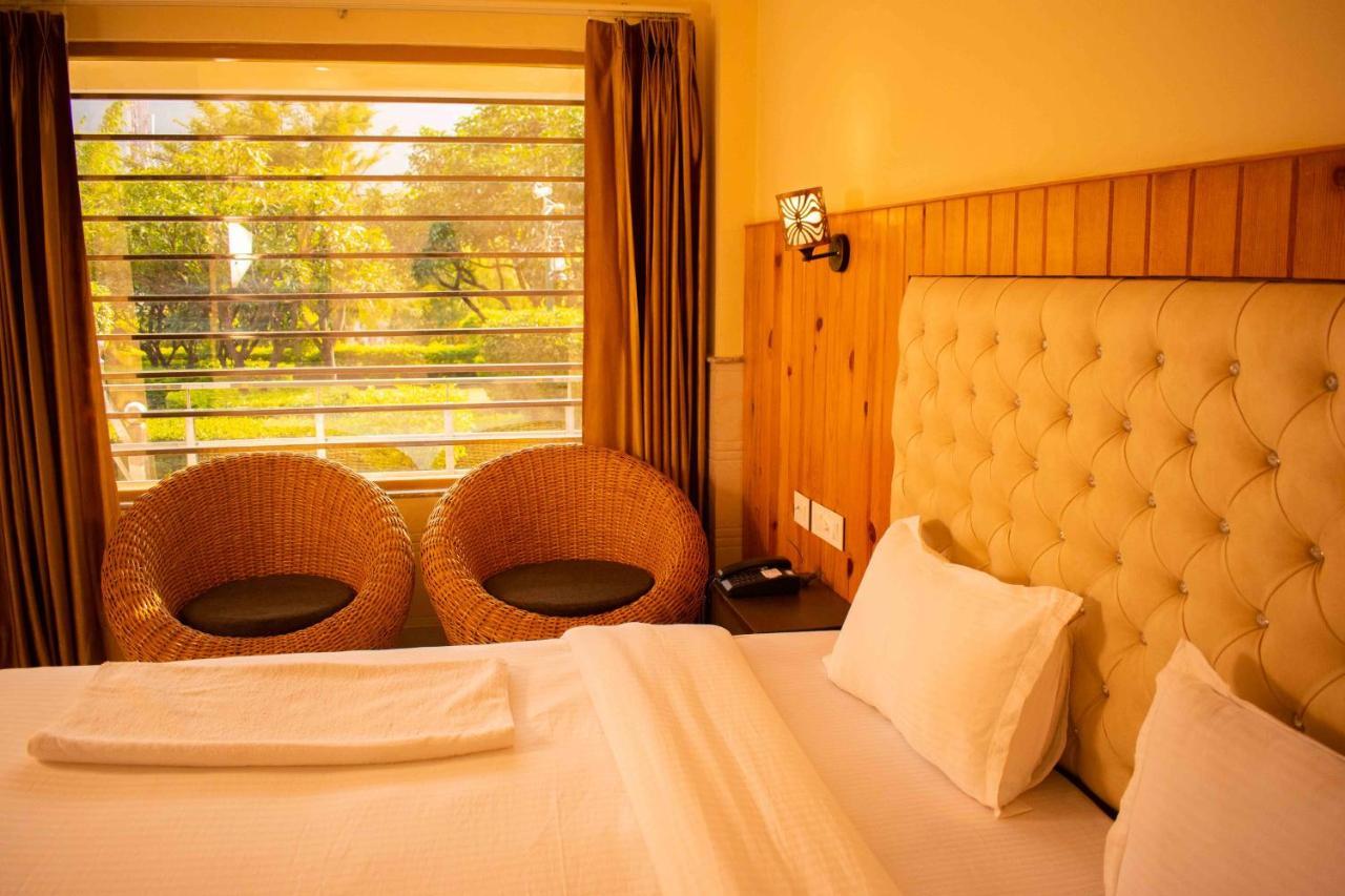 Mvt Guesthouse & Restaurant Rishīkesh Dış mekan fotoğraf