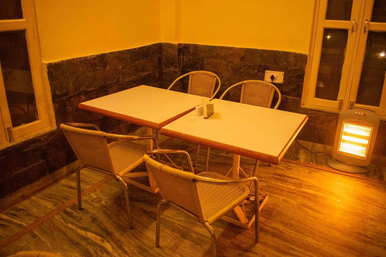 Mvt Guesthouse & Restaurant Rishīkesh Dış mekan fotoğraf